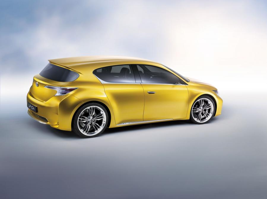  Lexus LF-Ch Compact Concept 2009 года  (фото 17 из 26)